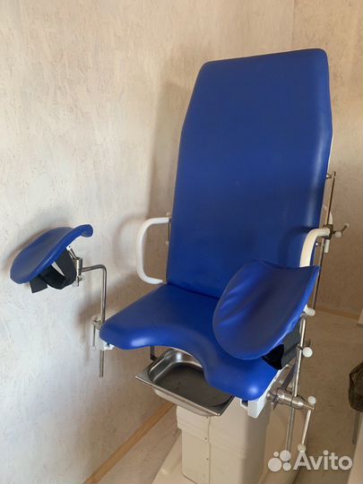 Гинекологическое кресло (с доп комплектом )
