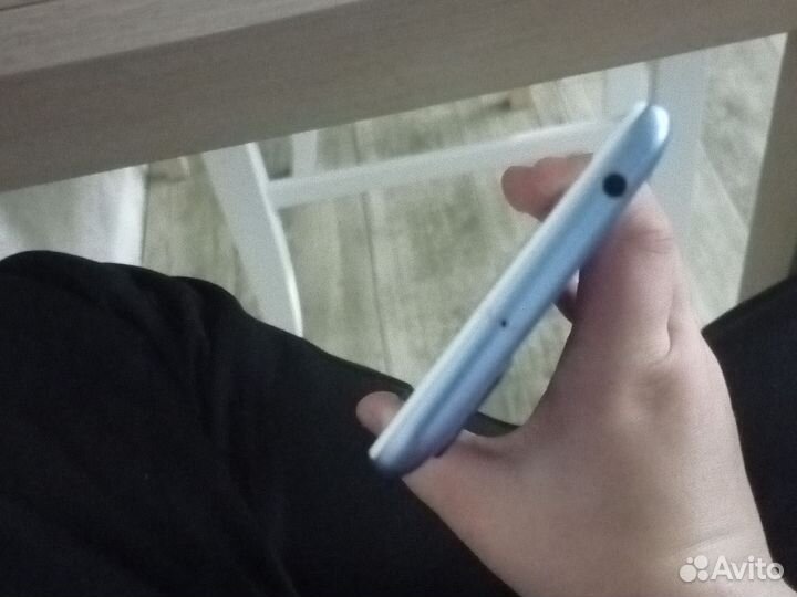 Телефон Xiaomi 6