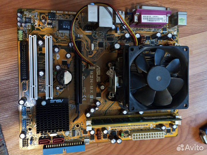 Материнская плата