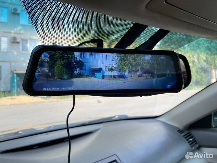 Видеорегистратор зеркало полный экран