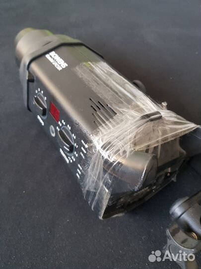 Фотовспышка студийная Bowens Gemini GM250R