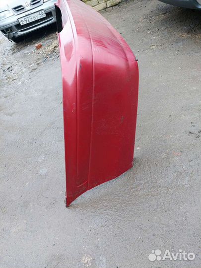 Задний бампер Nissan Primera P11 седан