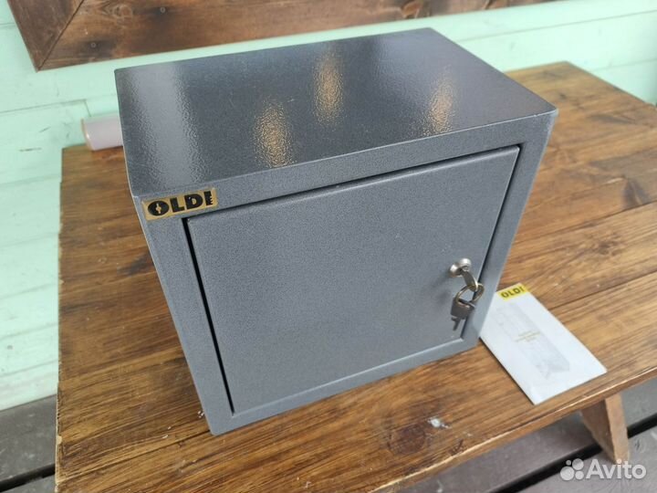 Сейф оружейный, для документов, денег, ценностей