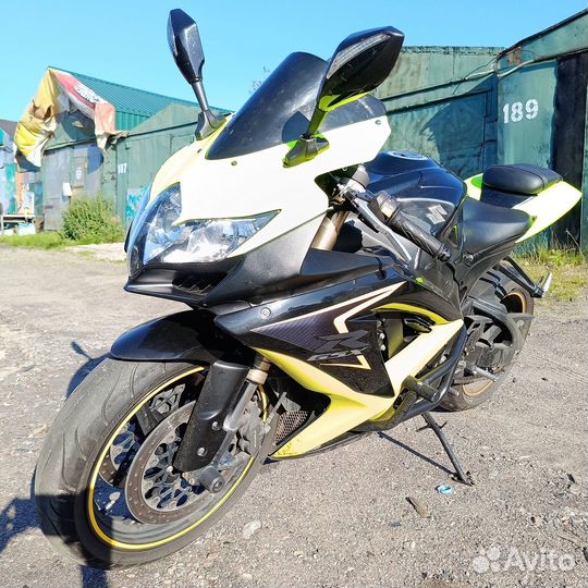 Suzuki GSX-R 600 K8