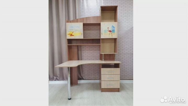 Угловой компьютерный стол 1,4м