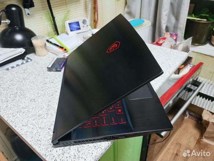 Игровой ноутбук msi