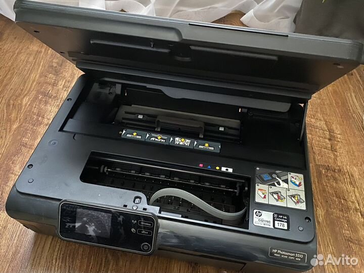 Принтер цветной hp