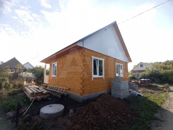 Дом 65 м² на участке 5 сот.