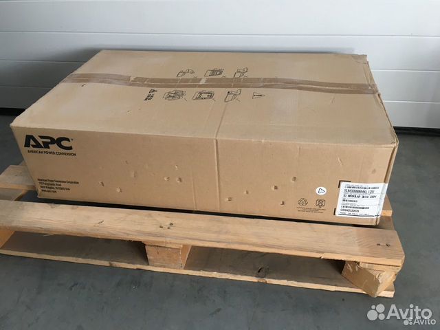 Ибп APC Smart-UPS sum3000rmxli2u новый
