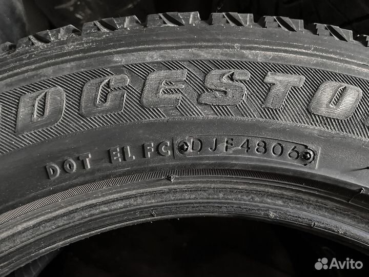 Bridgestone Blizzak DM-Z3 225/60 R17