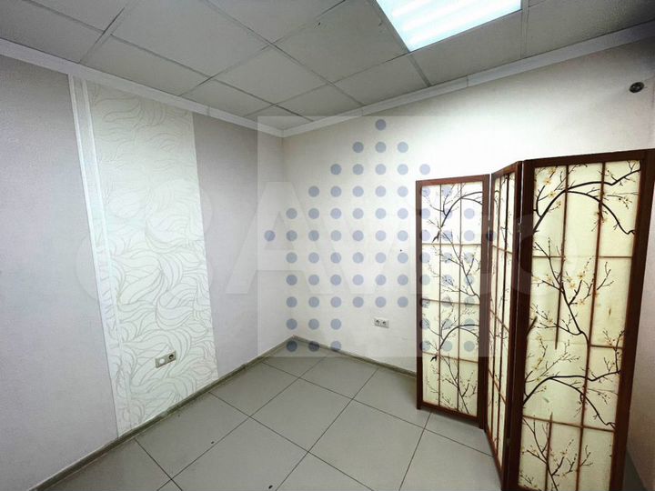 Арендатор, первый этаж, отдельный вход