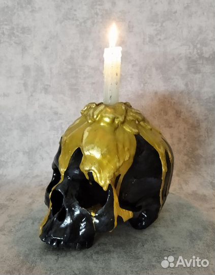 Скульптура, череп - подсвечник