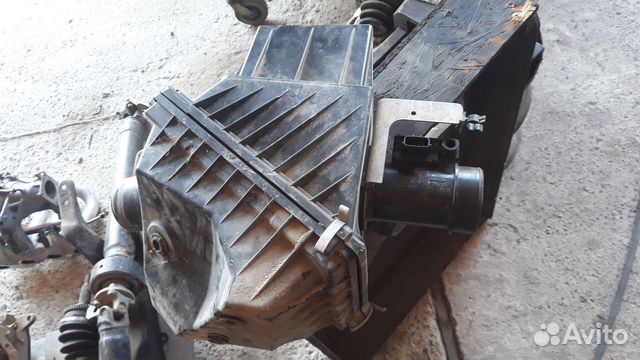 Корпус Воздушного фильтра nissan R nessa