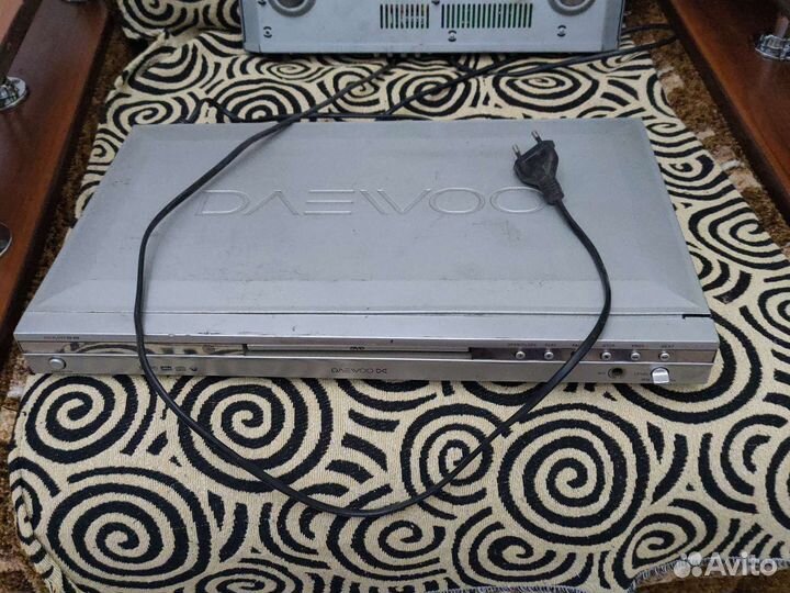 DVD плеер daewoo