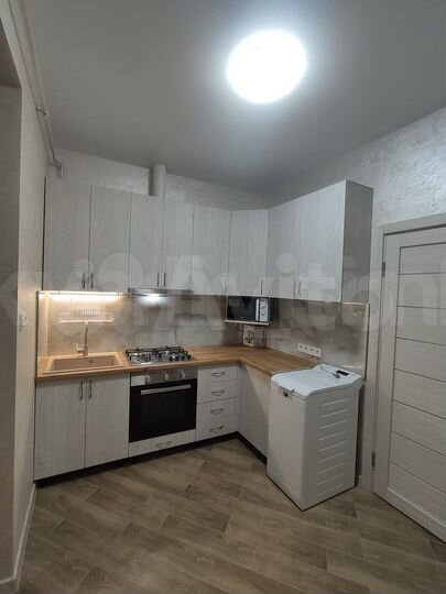 2-к. квартира, 58 м², 1/1 эт.