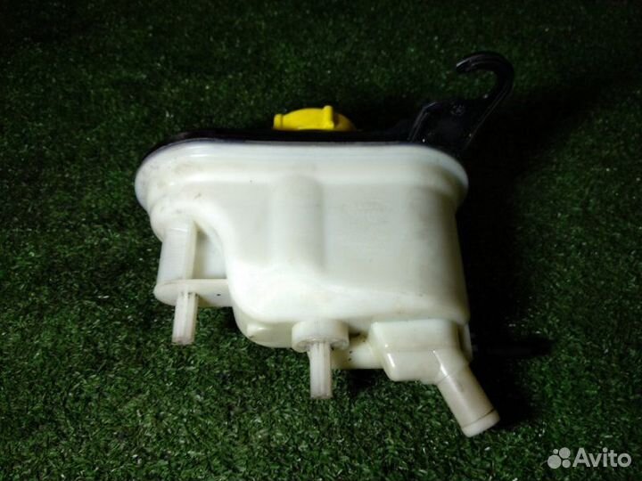 Бачок гидроусилителя руля Land Rover Range Rover