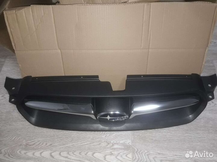 Решетка радиатора subaru Legacy