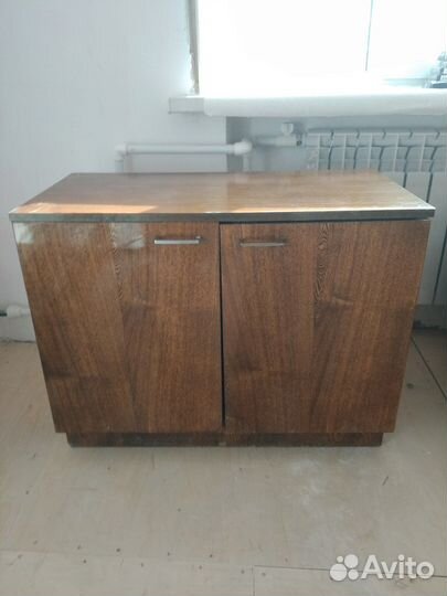 Тумбочка под телевизор