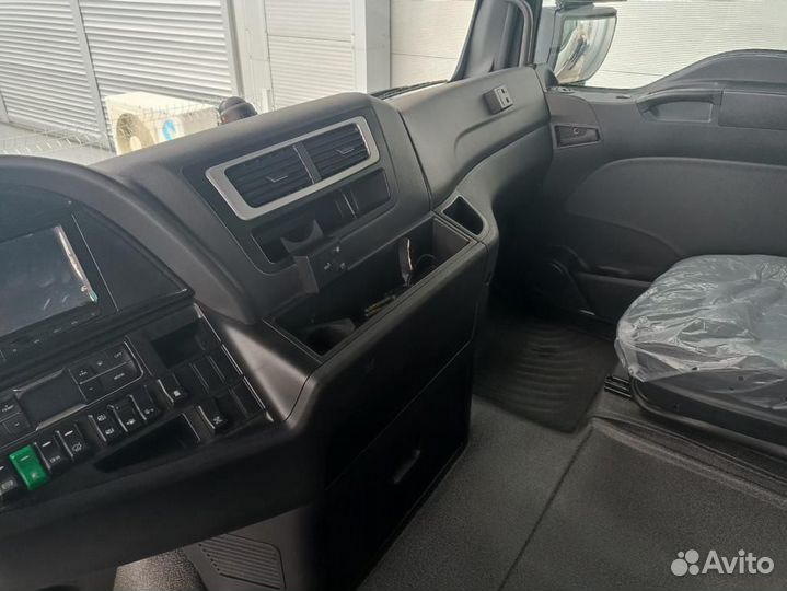 Sitrak ZZ4256V364HE, 2023