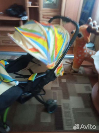 Прогулочная коляска