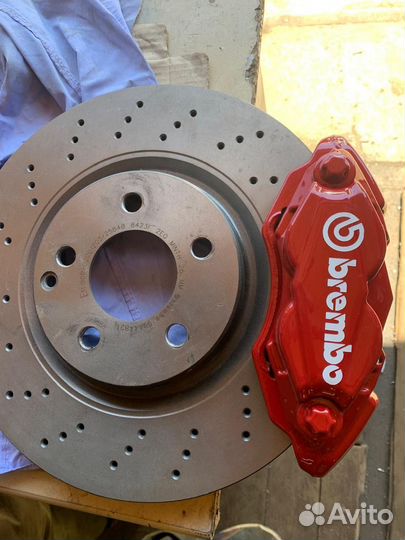 Передние тормоза brembo