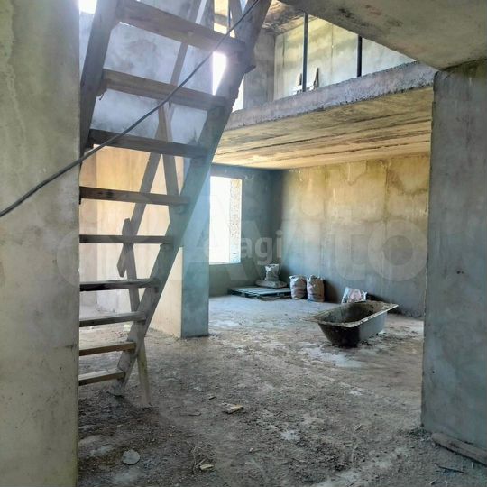 Коттедж 260 м² на участке 10,4 сот.