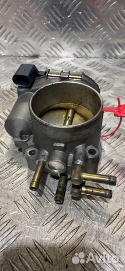 Дроссельная заслонка Audi A6 4B/C5 1999 078133062B