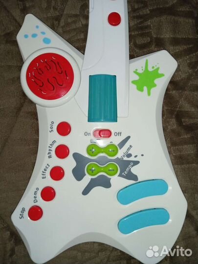 Гитара игрушка