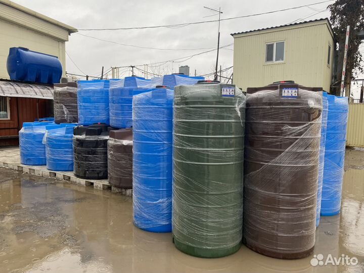 Бак для вoды, емкoсть 1000 литров пищевая