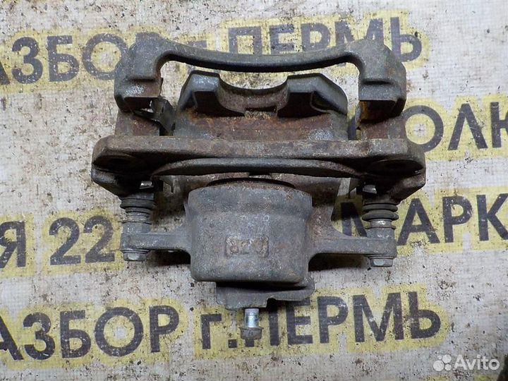 Суппорт передний левый Toyota Camry XV40 2006-2011