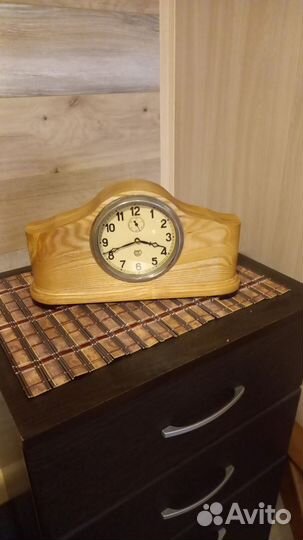 Настольные часы Владимир