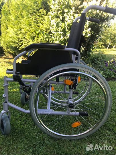 Коляска инвалидная