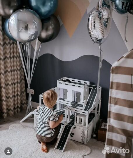 Парковка деревянная для машинок