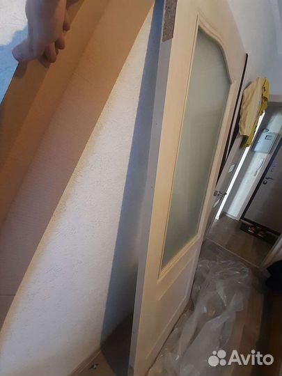 Дверь межкомнатная со стеклом