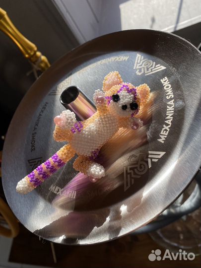 Фигурки, брелки