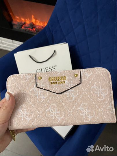 Кошелек guess в подарочной упаковке