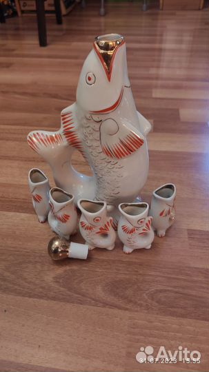 Штоф-графин с рюмками Рыбки