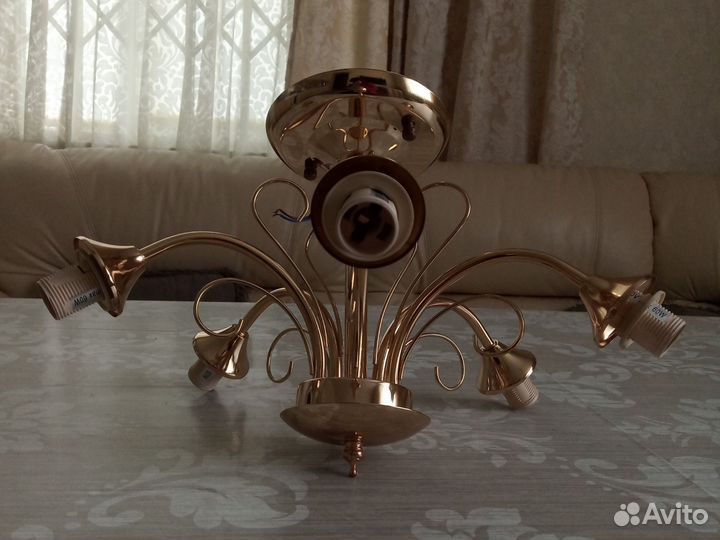 Люстра без плафонов