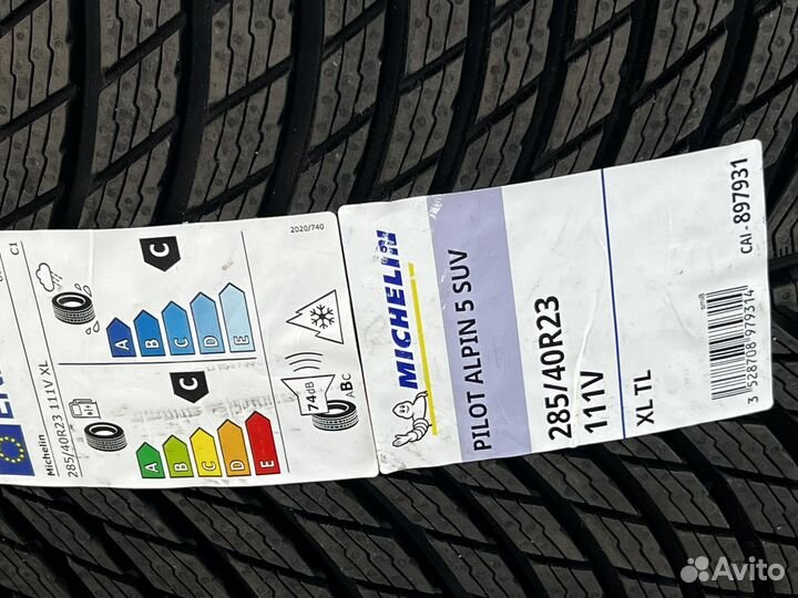 Michelin Pilot Alpin 5 SUV 285/40 R23 111V