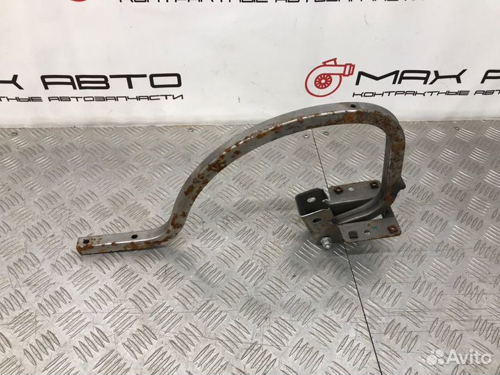 Б/У петля крышки багажника задний правый