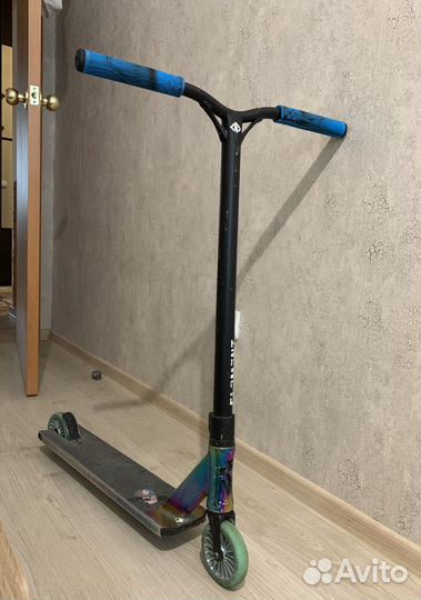 Трюковой самокат