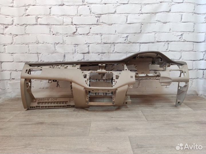 Торпедо (приборная панель) Lancer Cedia