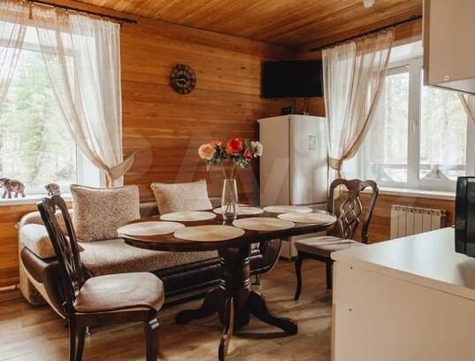 Коттедж 160 м² на участке 15 сот.