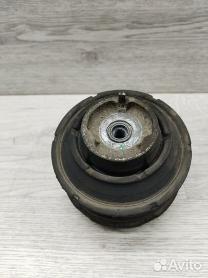 Подушка двигателя Mercedes C-Class W 203 coupe