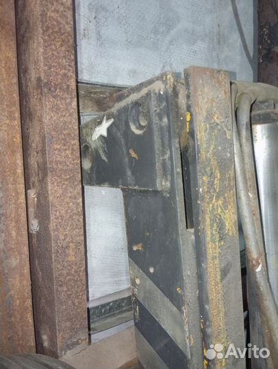 Подъемник погрузчика