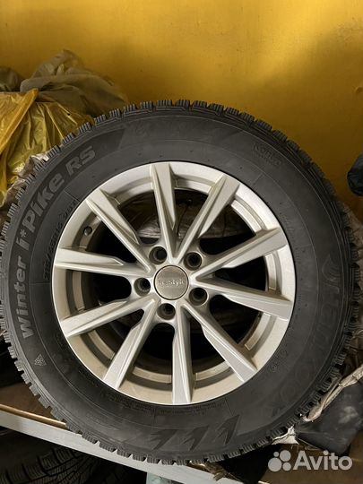 Зимние колеса r16 215 65