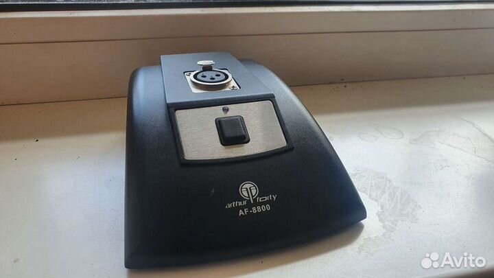 Arthur Forty AF-8800 конференционная радиосистема