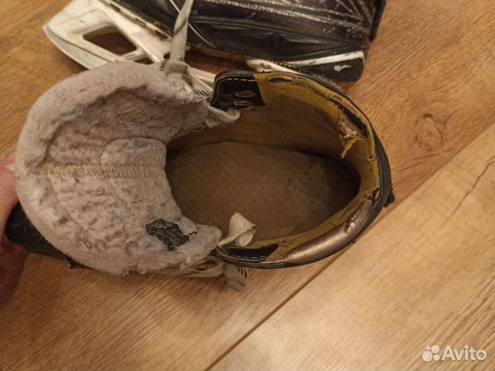 Вратарские коньки bauer
