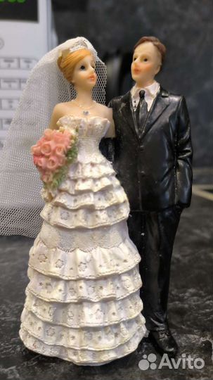 Фигурка на свадебный торт керамическая