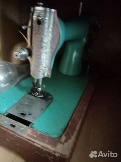Машина швейная